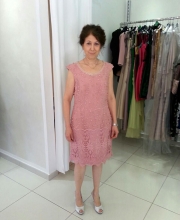 Glamour: abito pizzo rosa antico