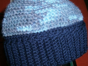 Cappello blu e mélange