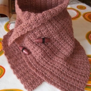 Lo scaldacollo rosa antico