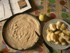 Preparazione della torta di mele