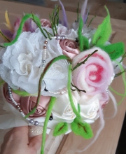 Bouquet rosa lana cardata