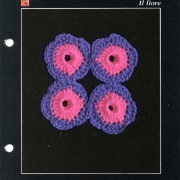Fiore all'uncinetto