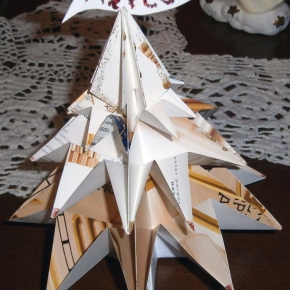 Abete origami dorato